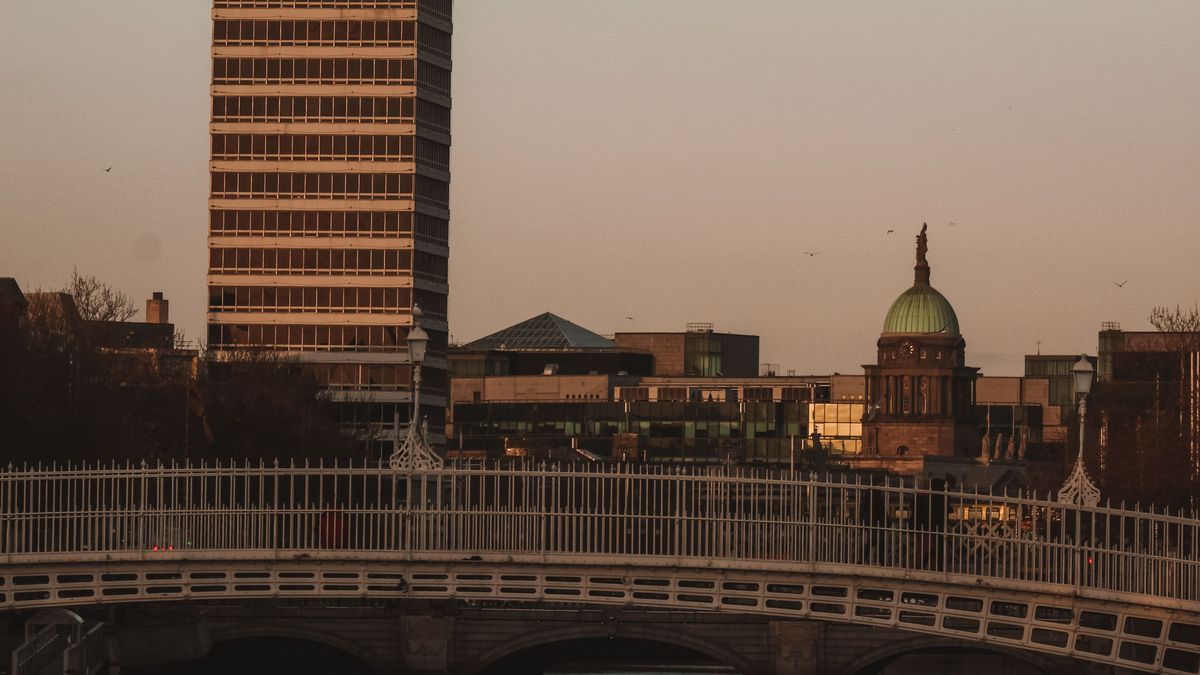 Ha'penny Bridge over the River Liffey in Dublin